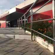 Установлены новые ограждения для гипермаркета “Магнит” в г. Новочебоксарске